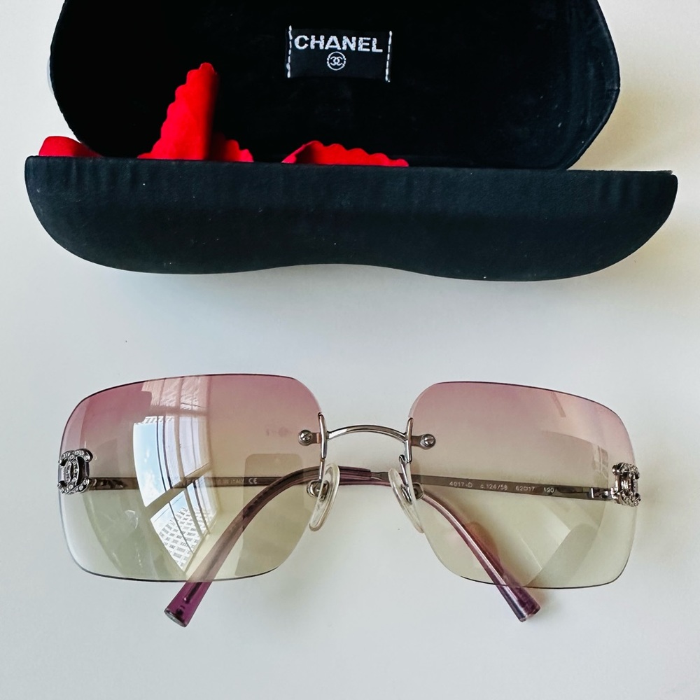 Like New💕CHANEL PERFECT CONDITION SWAROVSKI CRYSTAL VINTAGE SUNGLASSES - Picture 12 of 15